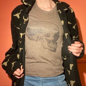 Skull shirt